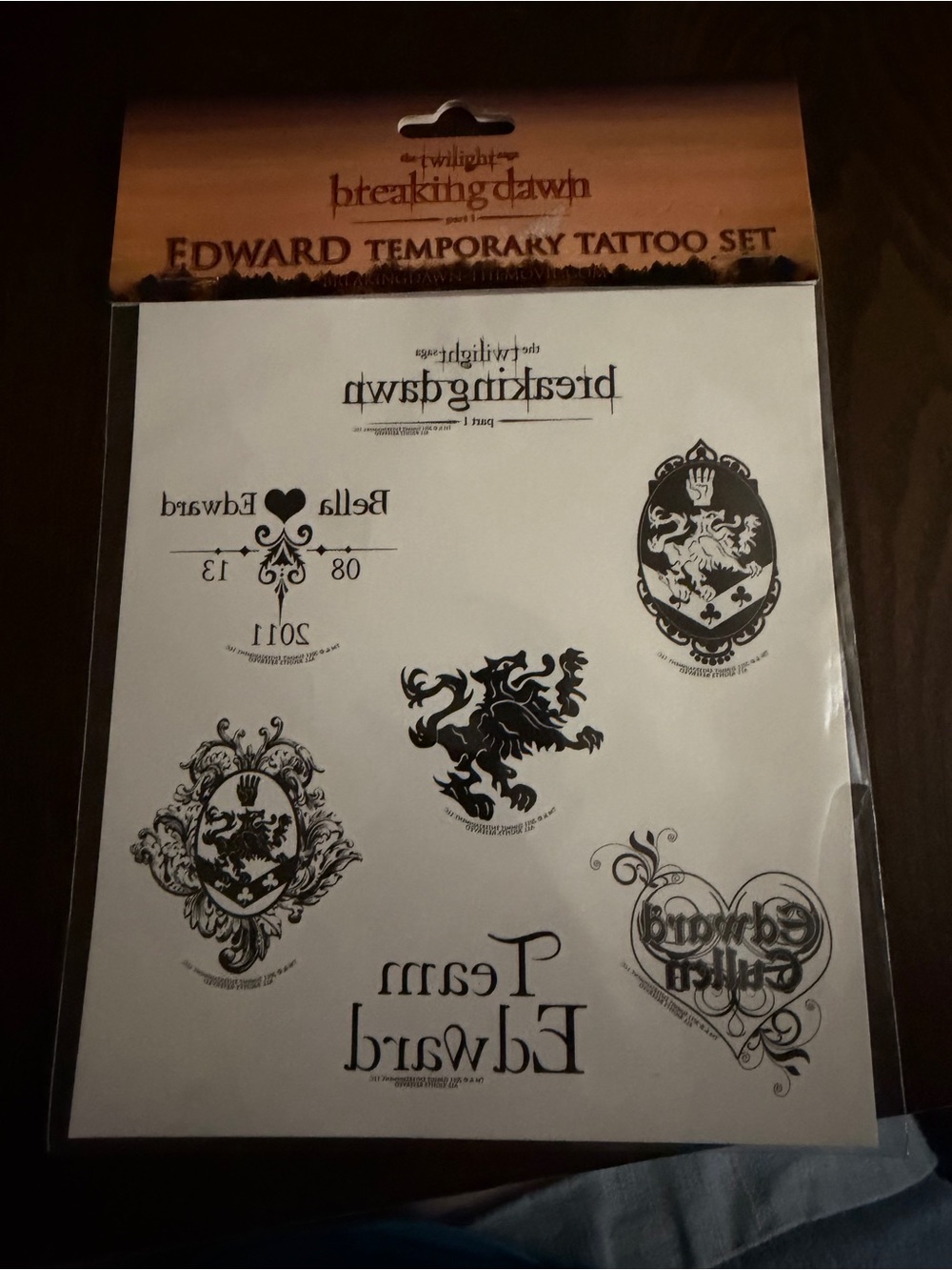 Edward Temporary Tattoo Set - Black (Twilight: Breaking Dawn)